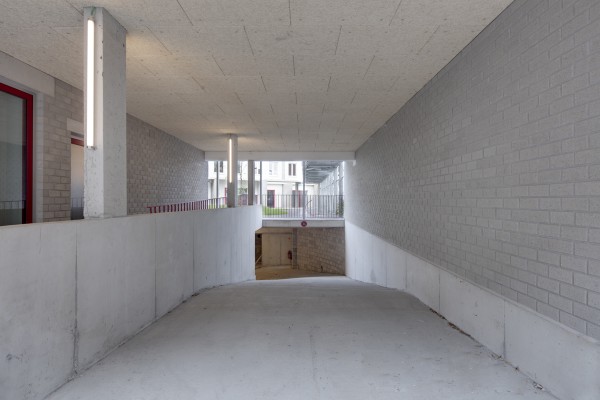 Inrit ondergrondse parkeergarage aan Gravinstraat 