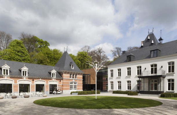 Kasteel Hof ter Beke na restauratie © Stedenbouw & Architectuur Frank Van Hulle bvba - architect Ronald De Meyer